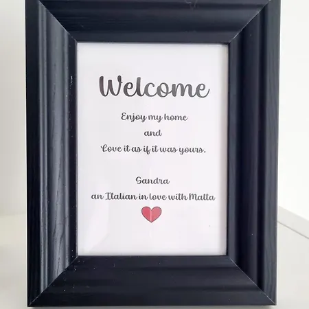 Lovely 2 Bed 3 Bath, Fully Equipped, Near Promenad Appartement *