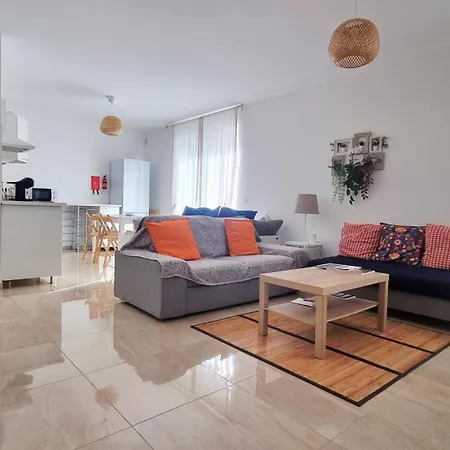 Lovely 2 Bed 3 Bath, Fully Equipped, Near Promenad Apartment Gzira