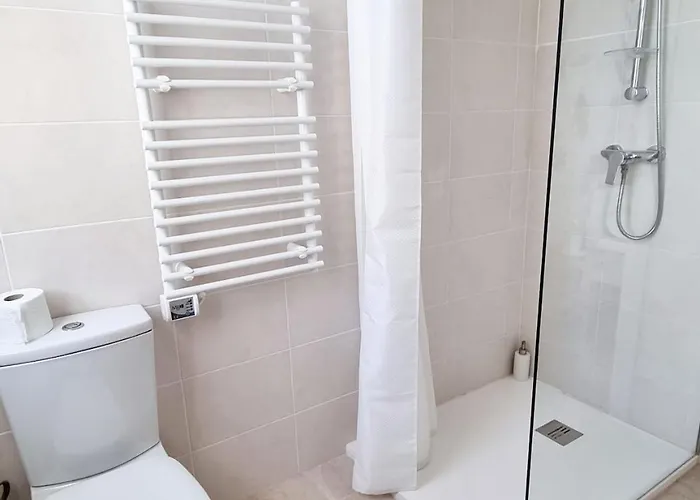 Apartamento Lovely 2 Bed 3 Bath, Fully Equipped, Near Promenad