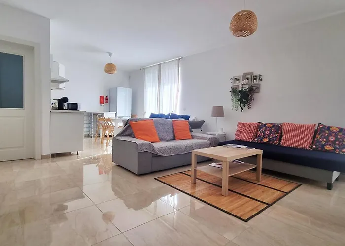 Lovely 2 Bed 3 Bath, Fully Equipped, Near Promenad Apartamento Gzira